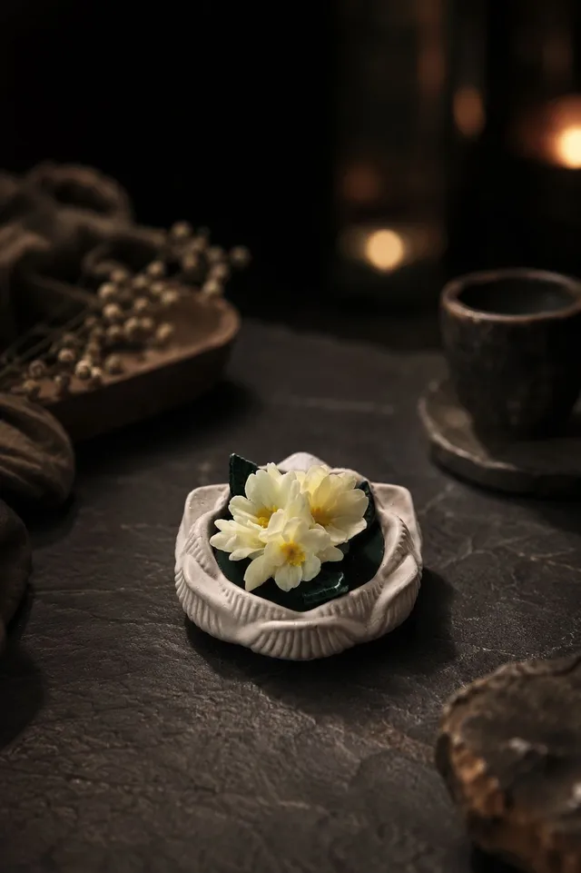Декоративна свещ от соев восък „Spring Blossom“